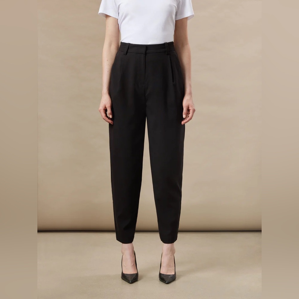 Frank & Oak The Amelia Balloon Fit Pant in Black size 2